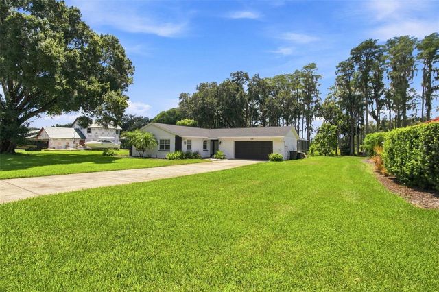 210 LAKE HOBBS ROAD, Lutz, FL 33548