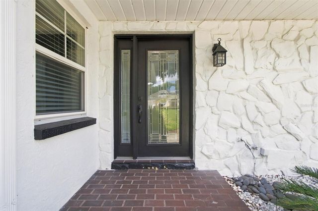 210 LAKE HOBBS ROAD, Lutz, FL 33548