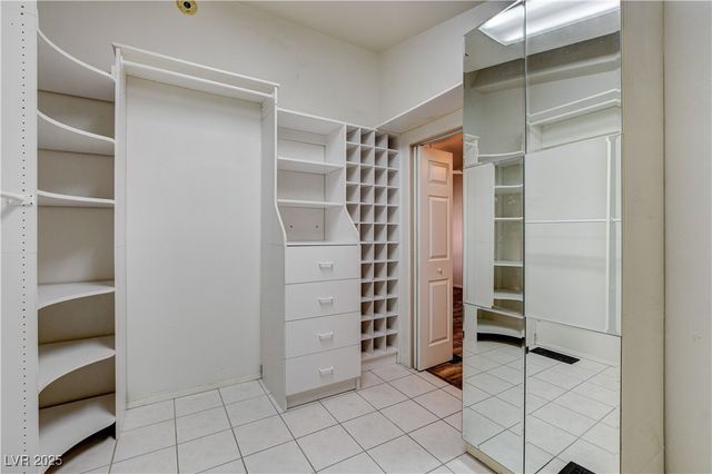 6040 North Monte Cristo Way, Las Vegas, NV 89130