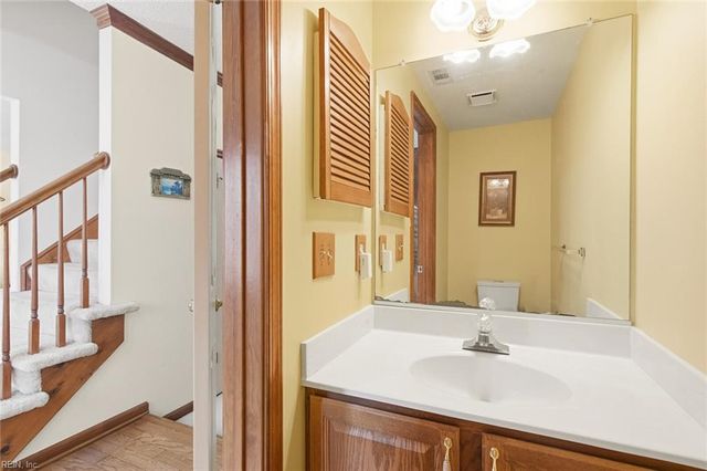 439 Mayfield PL, Newport News, VA 23608