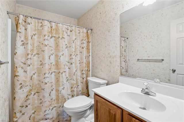 439 Mayfield PL, Newport News, VA 23608