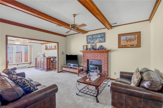 439 Mayfield PL, Newport News, VA 23608