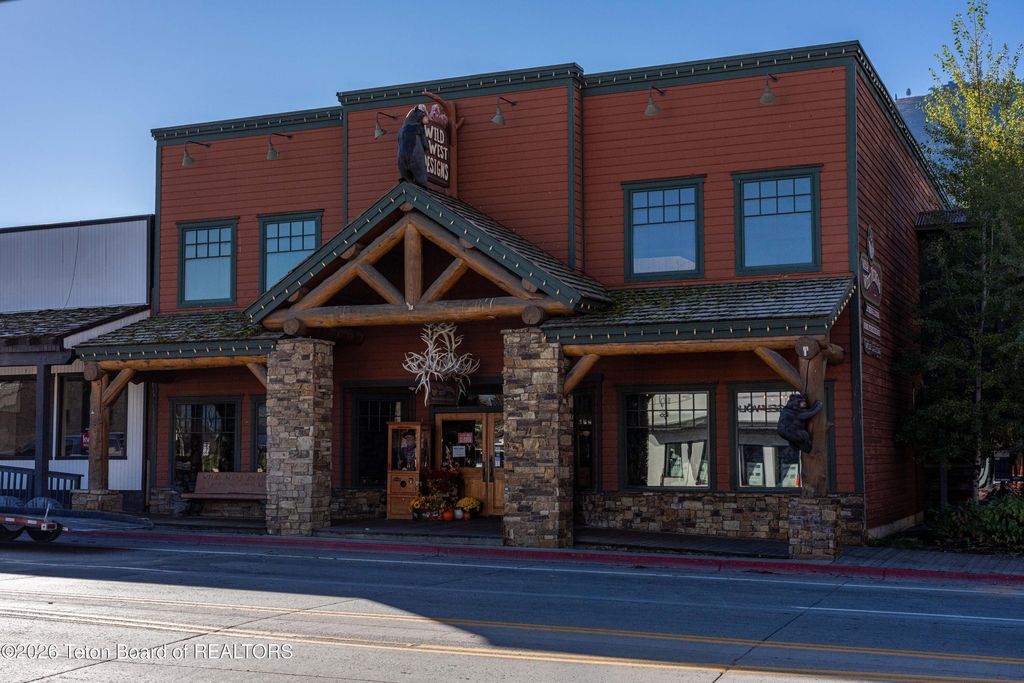 140 W BROADWAY, Jackson, WY 83001 photo 3