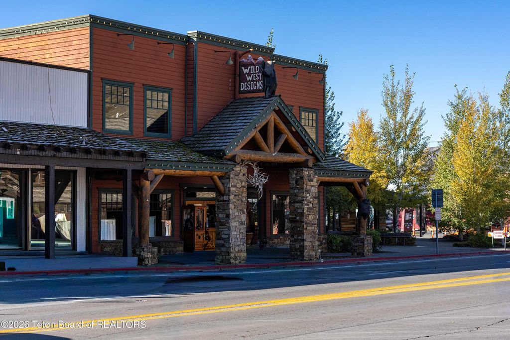 140 W BROADWAY, Jackson, WY 83001 photo 4