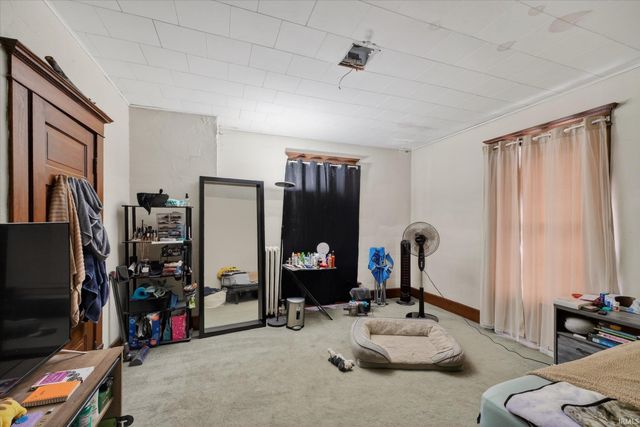 551 S Jackson Street, Frankfort, IN 46041