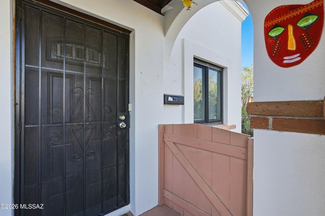 248 S Paseo Lobo Unit D, Green Valley, AZ 85614