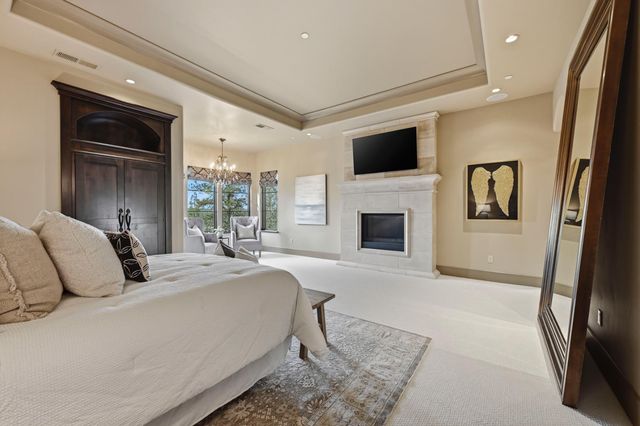 1240 Forest View Dr, Meadow Vista, CA 95722