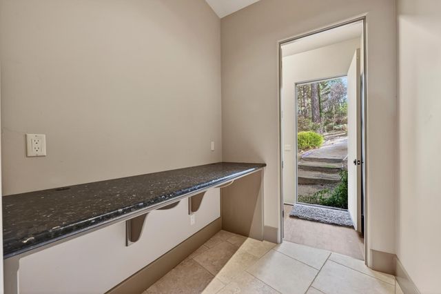 1240 Forest View Dr, Meadow Vista, CA 95722