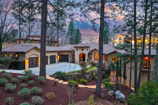 1240 Forest View Dr, Meadow Vista, CA 95722