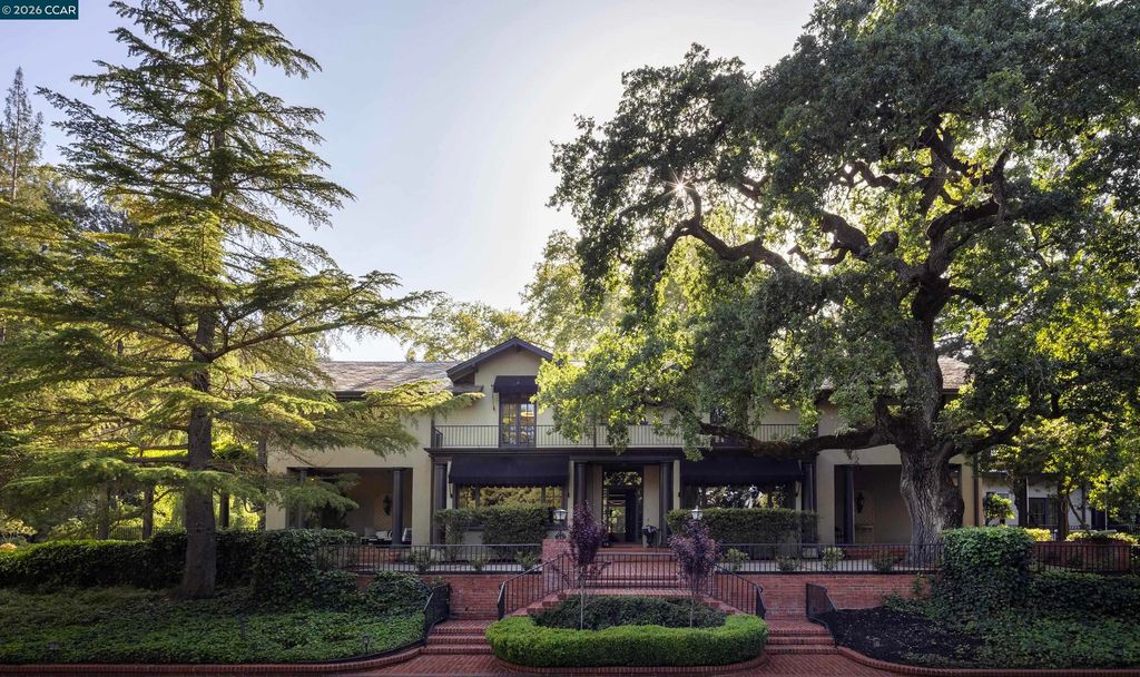 300 Camille Ave, Alamo, CA 94507
