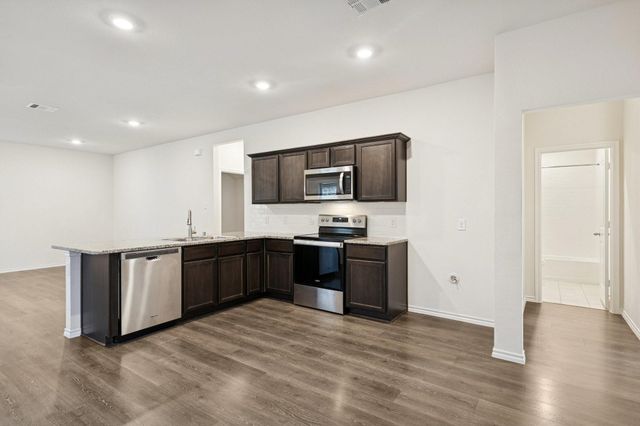 1034 Old Oaks Drive, Forney, TX 75126