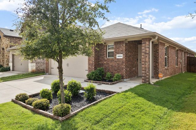 1034 Old Oaks Drive, Forney, TX 75126