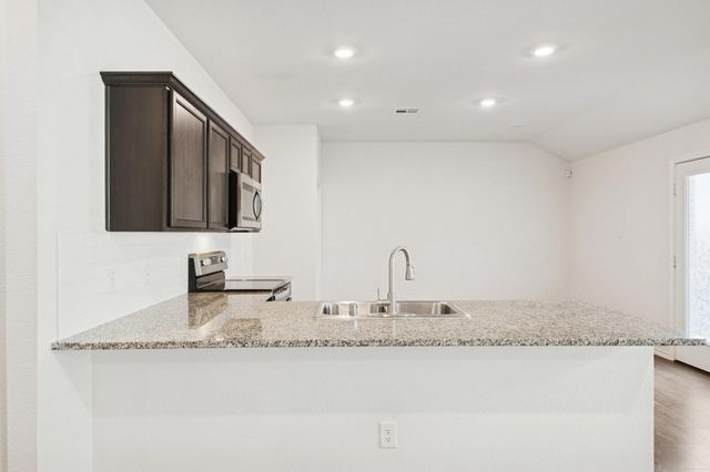 1034 Old Oaks Drive, Forney, TX 75126