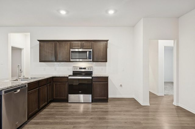 1034 Old Oaks Drive, Forney, TX 75126