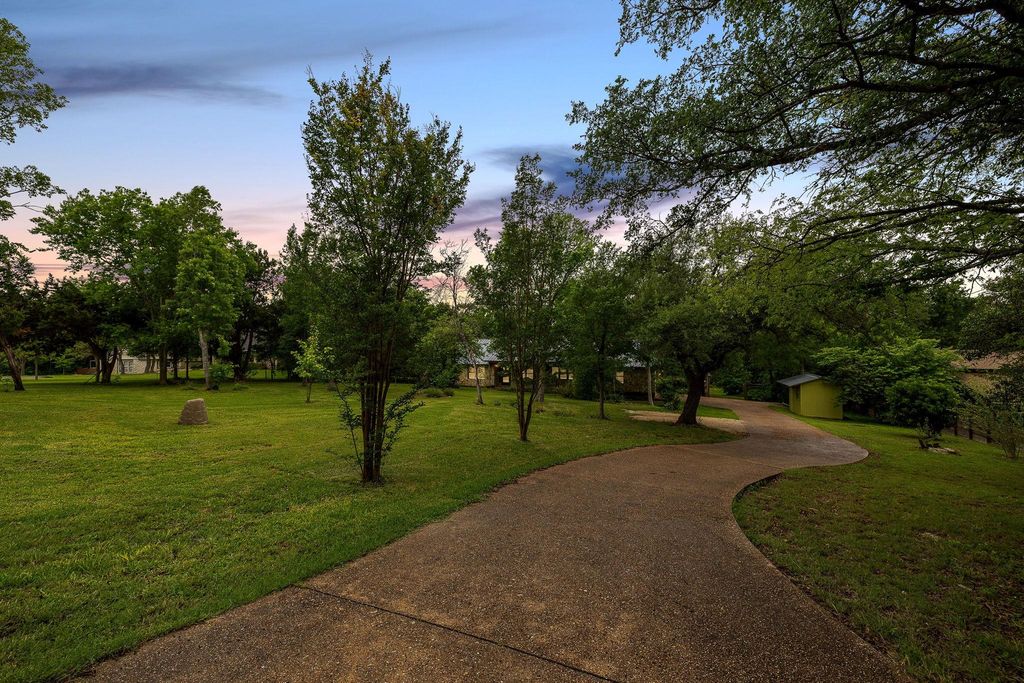 9 Shady Rock CT, Round Rock, TX 78665