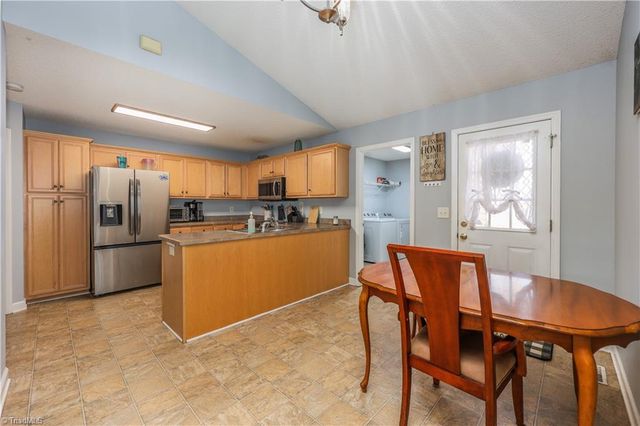 830 Country Place Road, Asheboro, NC 27205