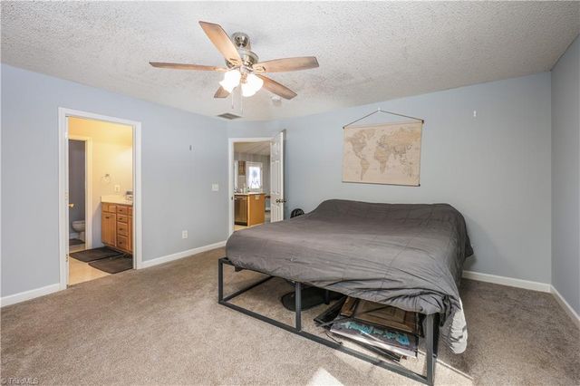 830 Country Place Road, Asheboro, NC 27205