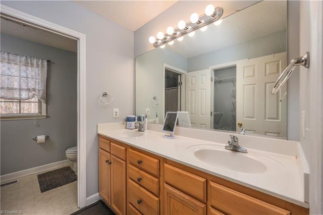 830 Country Place Road, Asheboro, NC 27205