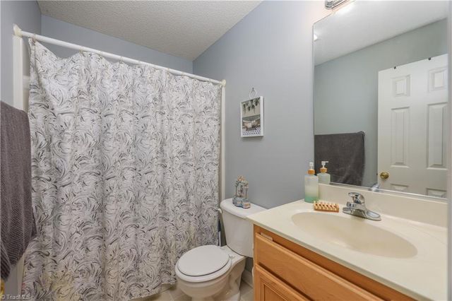 830 Country Place Road, Asheboro, NC 27205