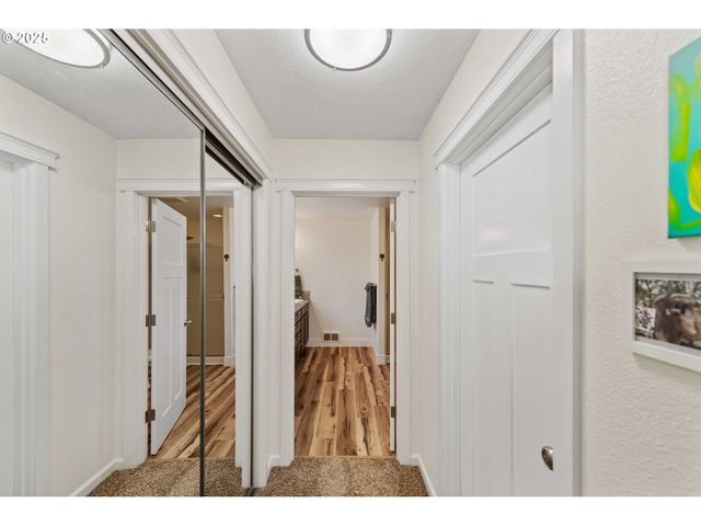 2669 CEDAR LOOP Dr, Bandon, OR 97411