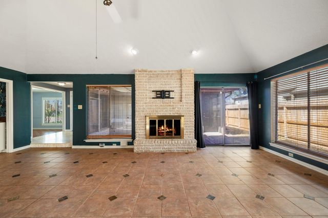 11131 Kitty Brook Drive, Houston, TX 77071