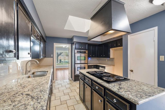 11131 Kitty Brook Drive, Houston, TX 77071