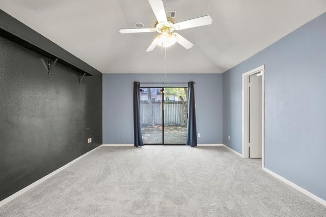 11131 Kitty Brook Drive, Houston, TX 77071