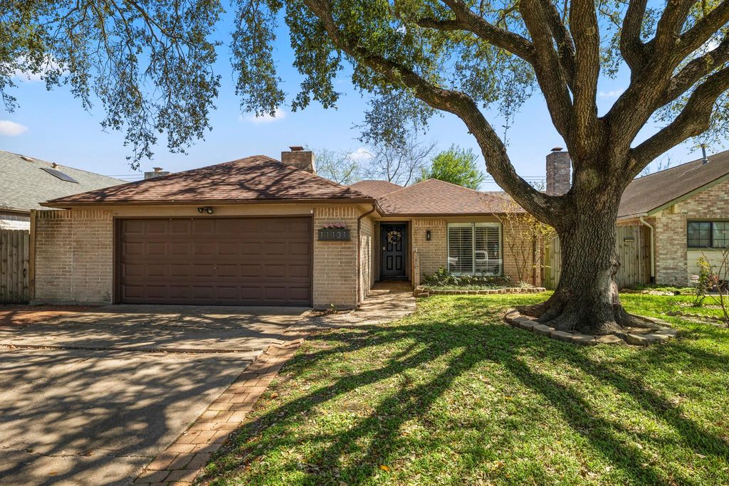11131 Kitty Brook Drive, Houston, TX 77071