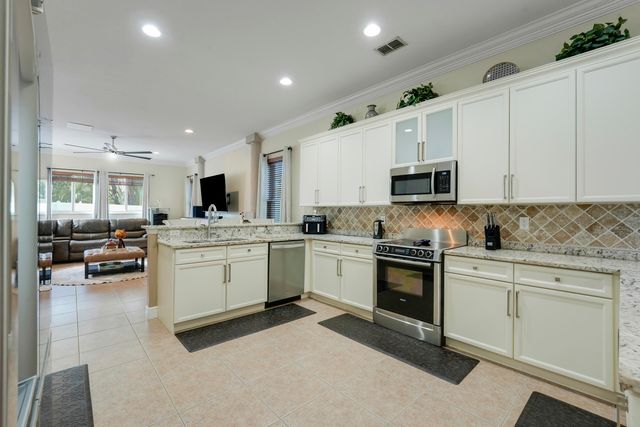 8608 PALISADES LAKE Drive, West Palm Beach, FL 33411