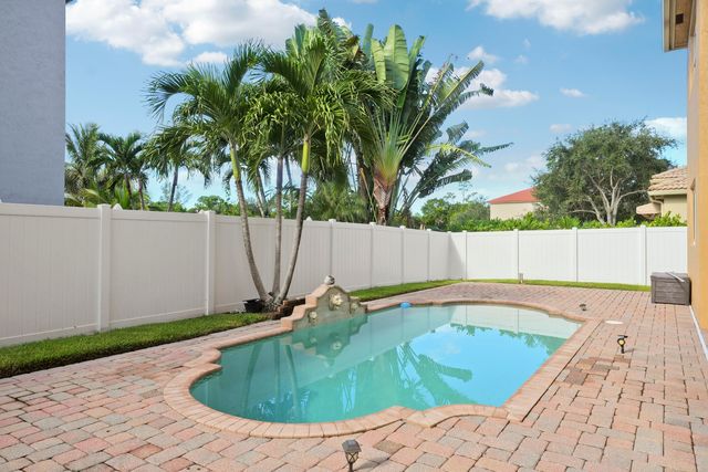 8608 PALISADES LAKE Drive, West Palm Beach, FL 33411