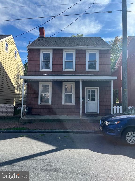 612 WALNUT ST, Lebanon, PA 17042