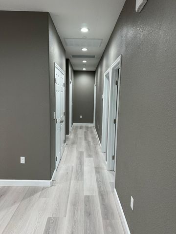 885 E Ash Street, Farmersville, CA 93223