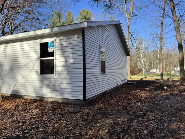 7788 E 36th Street, Newaygo, MI 49337
