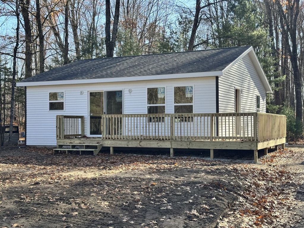 7788 E 36th Street, Newaygo, MI 49337