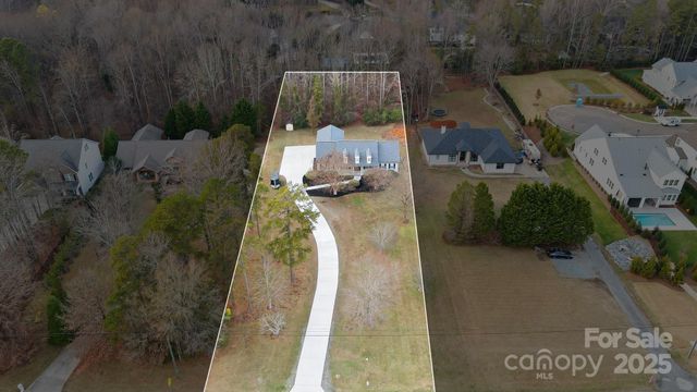 3802 Mckee Road, Charlotte, NC 28270