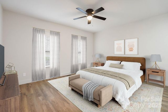 3802 Mckee Road, Charlotte, NC 28270