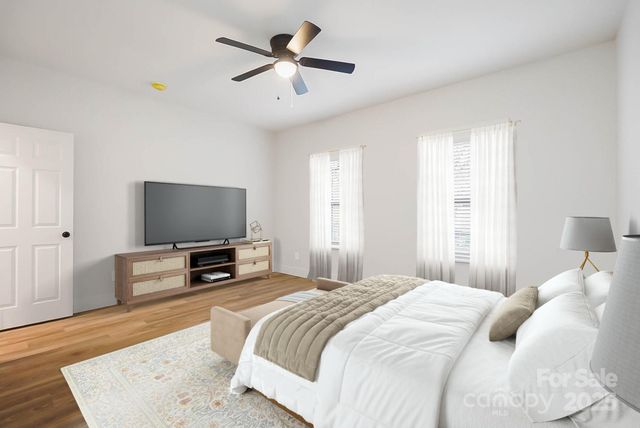 3802 Mckee Road, Charlotte, NC 28270