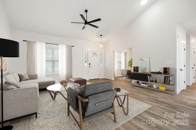 3802 Mckee Road, Charlotte, NC 28270