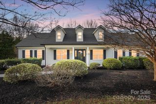 3802 Mckee Road, Charlotte, NC 28270