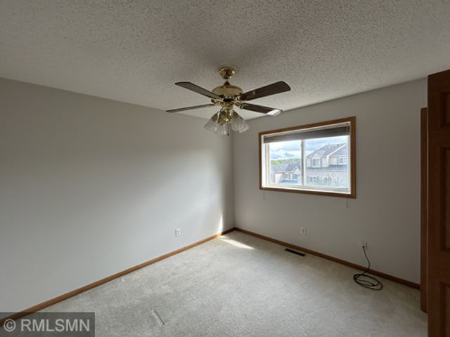 6884 Meadow Grass Lane S, Cottage Grove, MN 55016