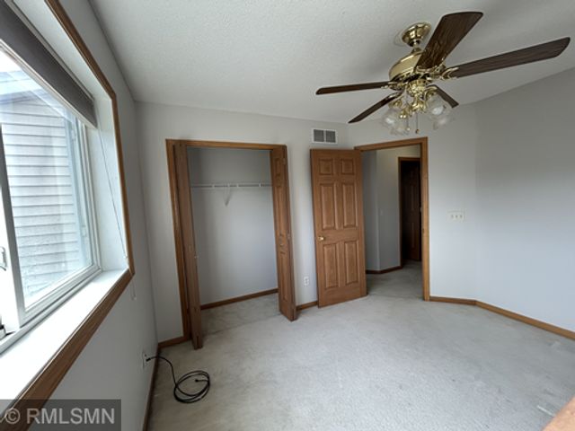 6884 Meadow Grass Lane S, Cottage Grove, MN 55016
