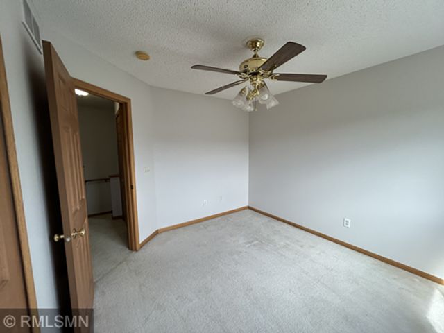 6884 Meadow Grass Lane S, Cottage Grove, MN 55016