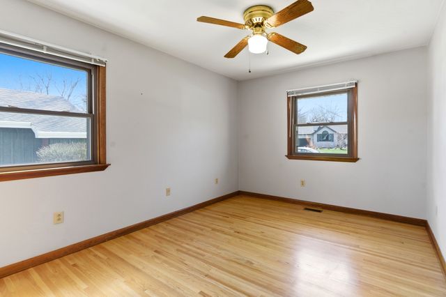 14 Knollwood Place, Joliet, IL 60433