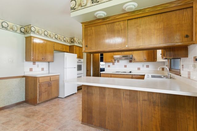 14 Knollwood Place, Joliet, IL 60433