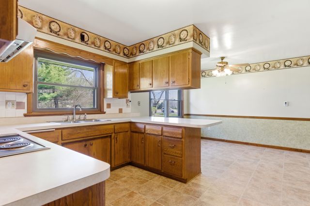 14 Knollwood Place, Joliet, IL 60433