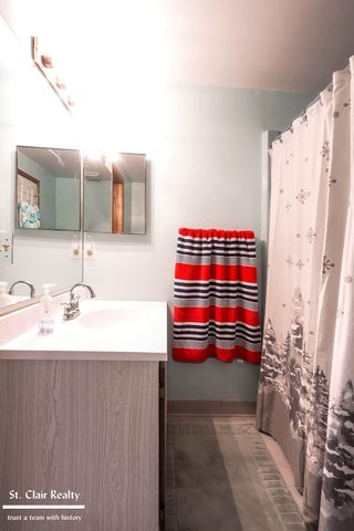 68260 Rosewood Lane, Richmond, MI 48062