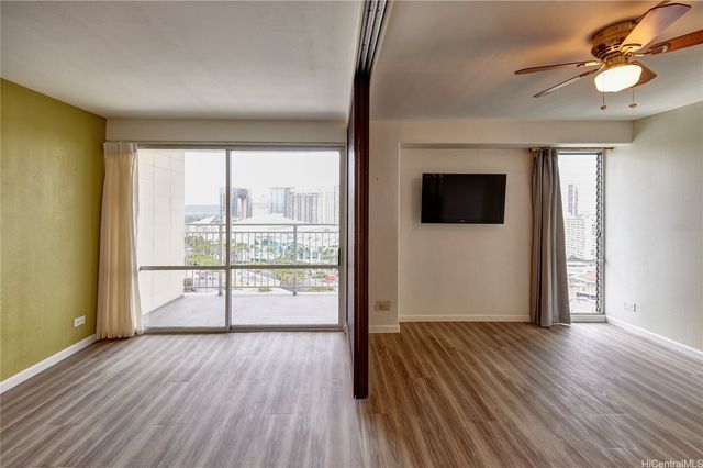 1655 Makaloa Street 1807, Honolulu, HI 96814