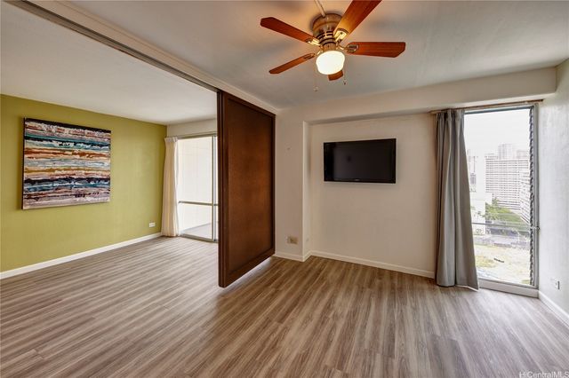 1655 Makaloa Street 1807, Honolulu, HI 96814