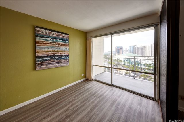 1655 Makaloa Street 1807, Honolulu, HI 96814