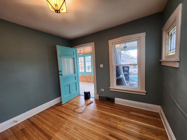 1432 Home Avenue, Berwyn, IL 60402